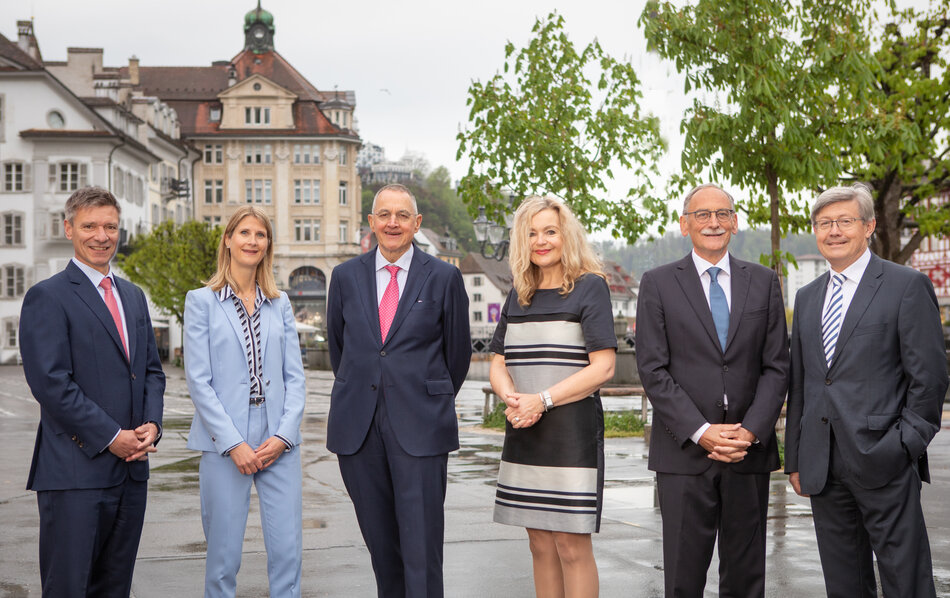 AKS-Stiftungsrat (v. l.): Ivo Roos, Quästor; Nicole Lüthy, Stiftungsrätin; Peter Kasper, Präsident; Josefine Affentranger, Stiftungsrätin; Markus Renggli, Stiftungsrat; Erwin Steiger, Vizepräsident.